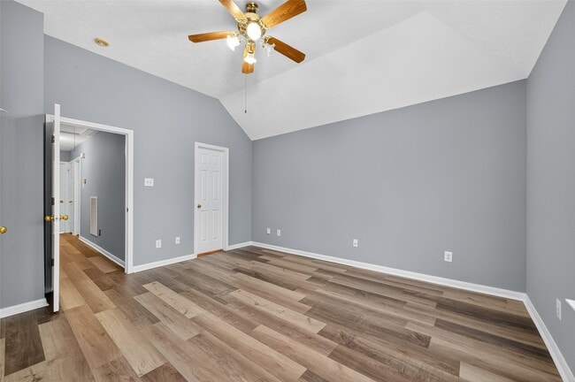 Building Photo - 8253 Fuqua Gardens Dr