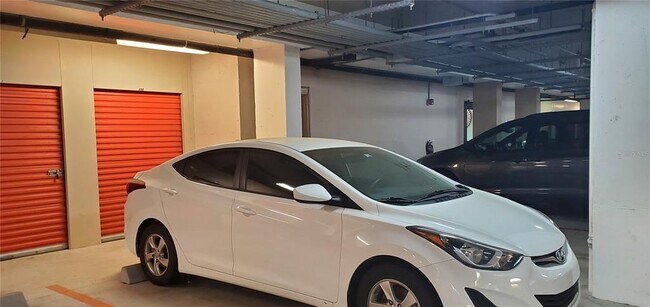 Building Photo - 7710 Lake Vista Ct