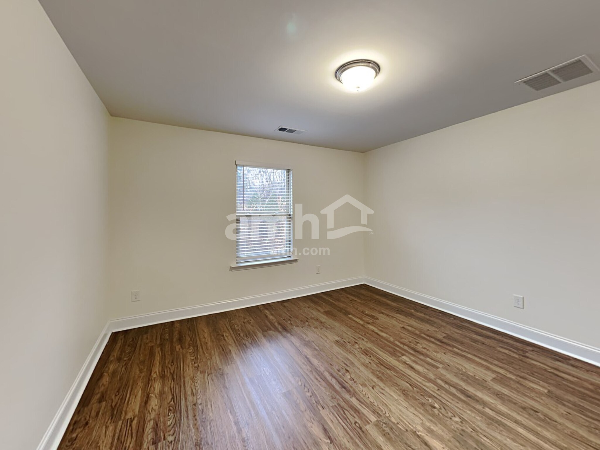 Building Photo - 2615 Beal St