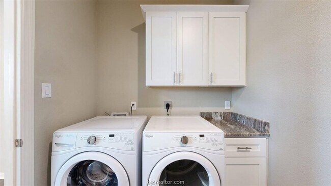 Building Photo - 2027 Harvey Mitchell Pkwy S