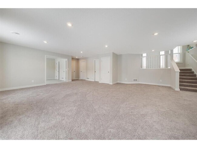 Building Photo - 1731 Riverside Dr