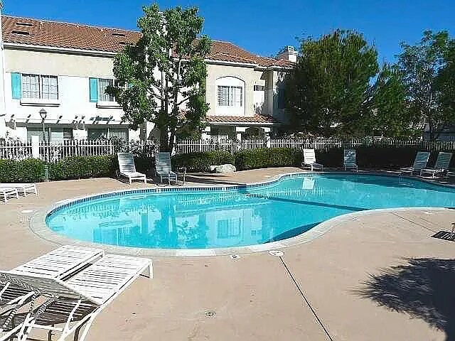 Community Pool. - 18118 Flynn Dr