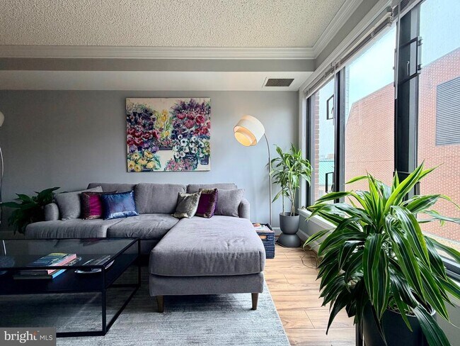 Building Photo - 1080 Wisconsin Ave NW