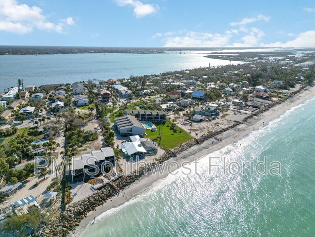 Building Photo - 5039 N Beach Rd