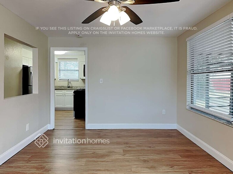 Building Photo - 2640 Northland Rd