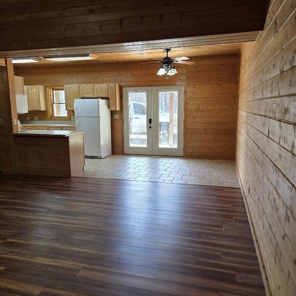 Building Photo - 7749 Mcgur Rd