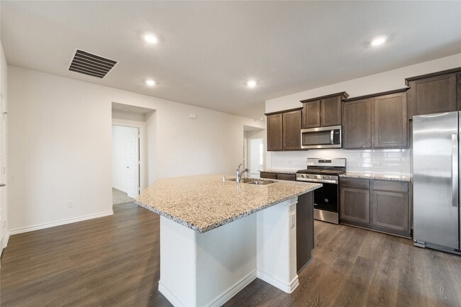 Building Photo - 745 John Adams Ct