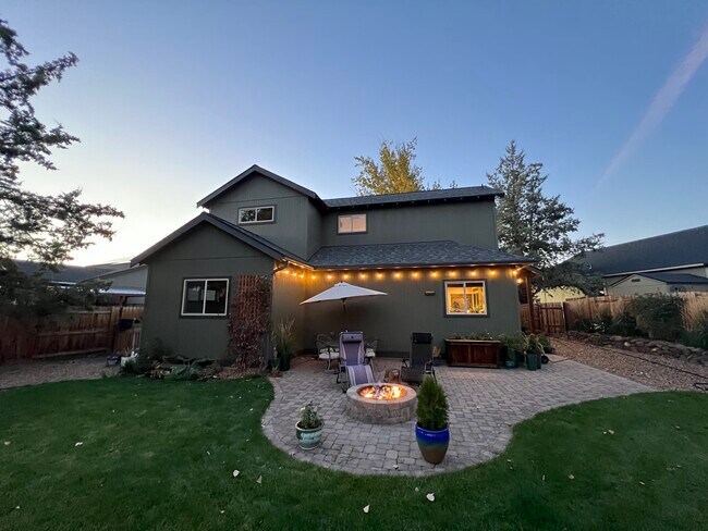 Building Photo - 4286 SW 34th St