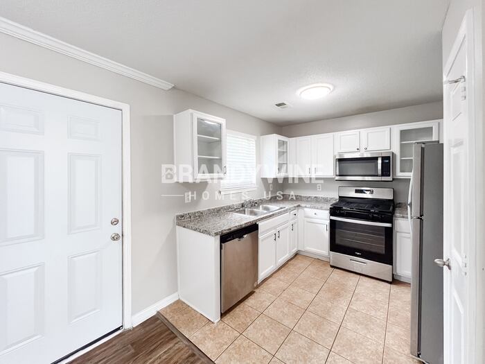Building Photo - 3516 Waldrop Ridge Ct