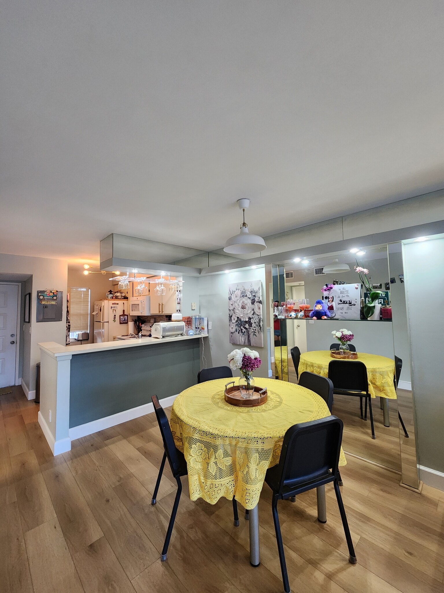 Building Photo - 2228 N Cypress Bend Dr
