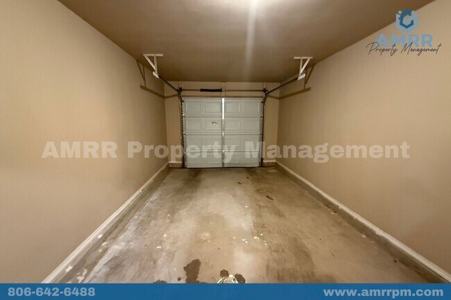 Building Photo - 3 Bedroom Home In North Lubbock!
