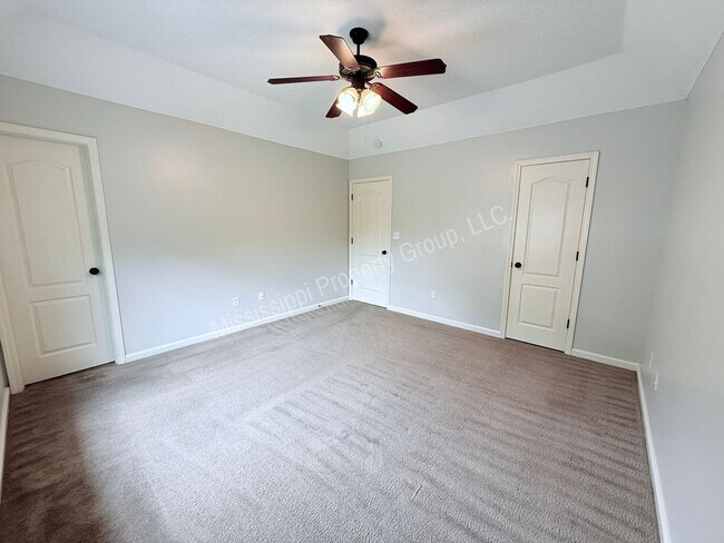 Building Photo - 3BR/2.5BA For Rent