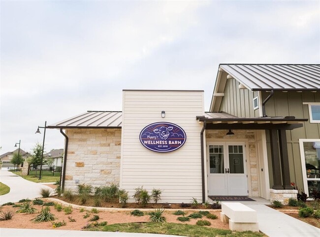 Building Photo - 205 Los Olives Ln