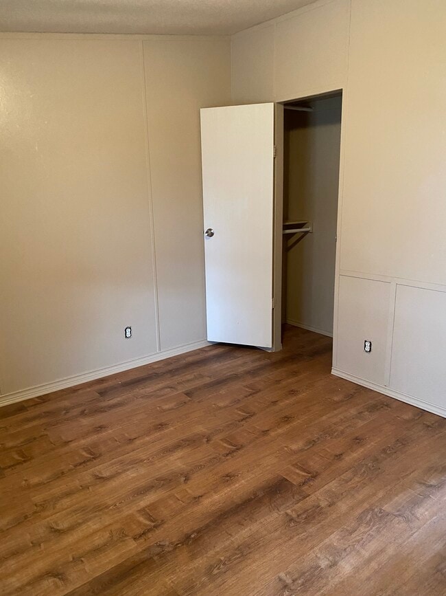 Building Photo - 50 Lil Arkansas Rd