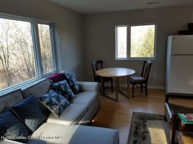 Building Photo - 501 Cold Brook Rd