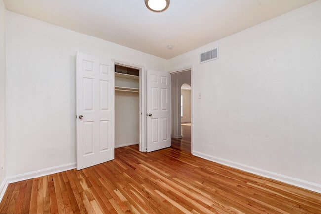 Building Photo - 9429 Harold Dr