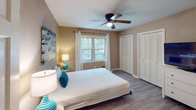 Building Photo - 2431 Weatherford Ct