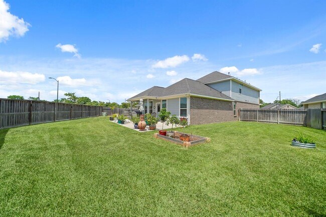 Building Photo - 7410 Arabian Moon Trail