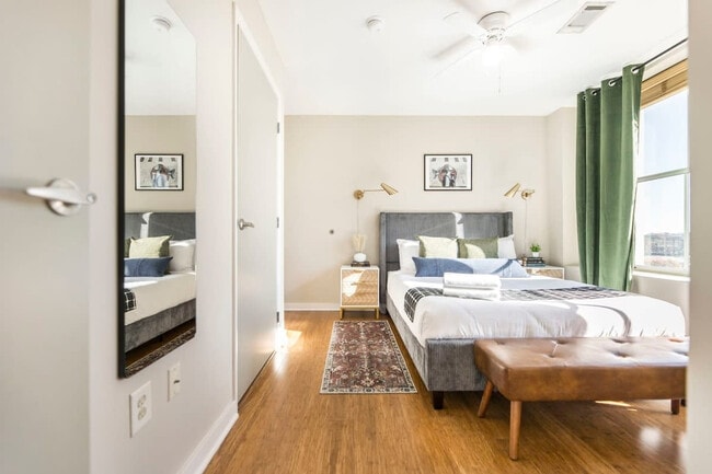 Building Photo - 401 Cherry St