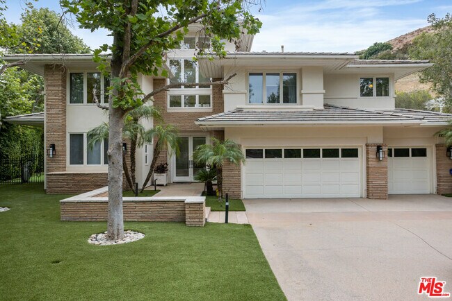 Building Photo - 1653 Vista Oaks Way