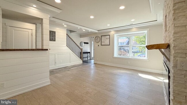 Building Photo - 10 Cedarbrook Dr