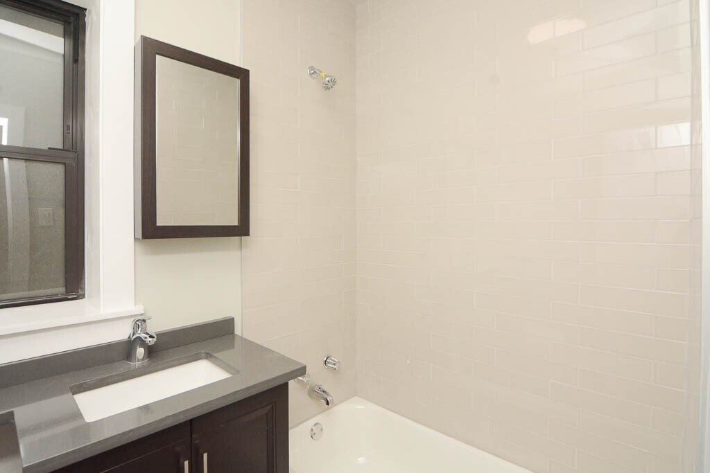 Building Photo - 1314 N Dearborn St