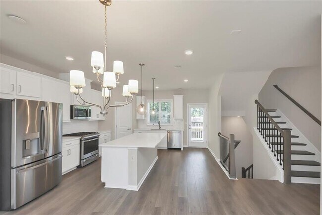 Building Photo - 136 Matson Run SW