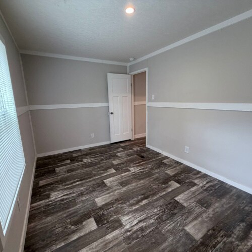 Building Photo - 127 Evans Ave