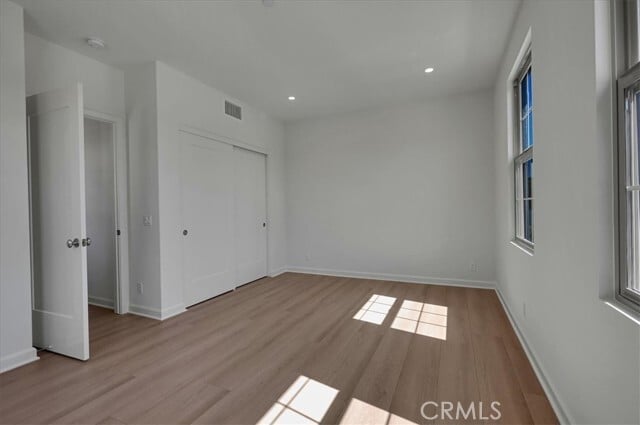 Building Photo - 228 Birdseye