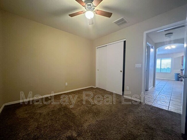 Building Photo - 45560 W Tulip Ln