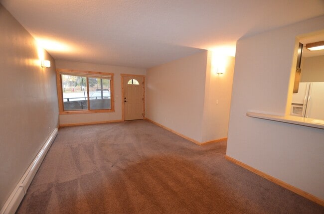 Building Photo - Updated Apartment!  Parking for 2 Cars! HEAT Included!