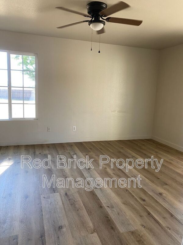 Building Photo - 2715 Trindade Rd