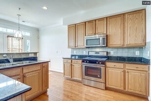 Building Photo - 2458 Curie Ct