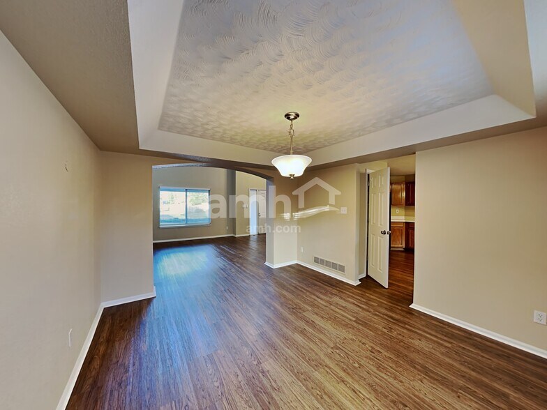 Building Photo - 11393 Gray St