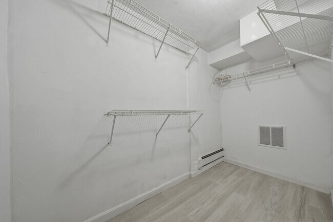 Building Photo - 1 Salem St