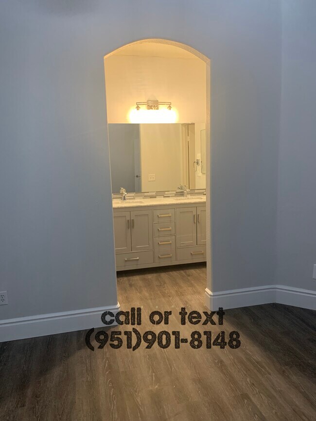 Building Photo - 13957 Doria Cir