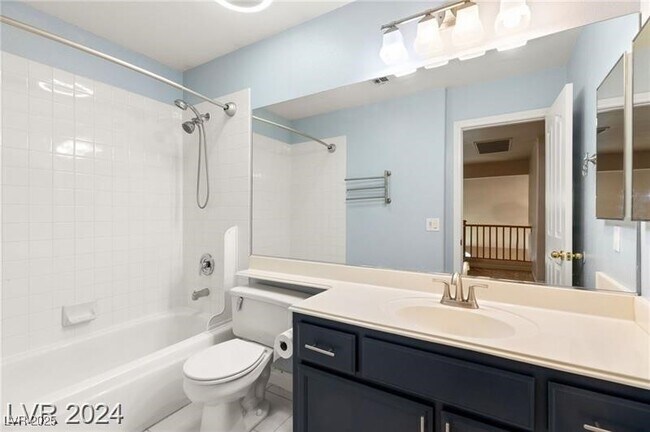 Building Photo - 3916 Varallo St