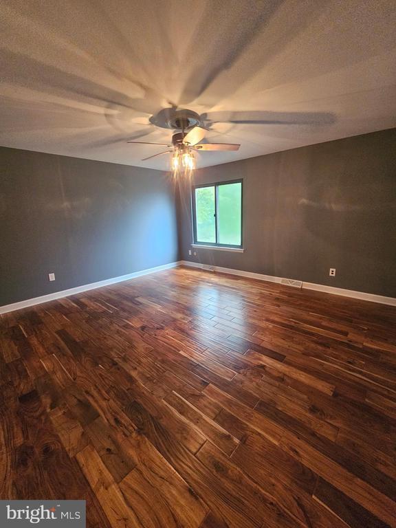 Building Photo - 3435 Pebble Beach Dr