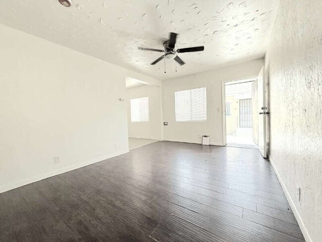 Building Photo - 8510 San Pedro St
