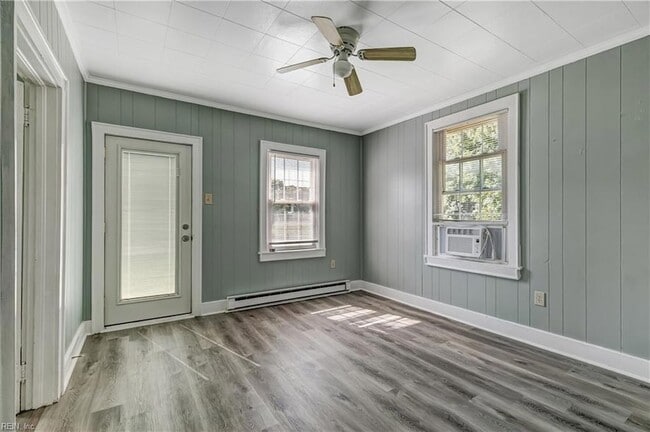 Building Photo - 6225 Driftwood Ln