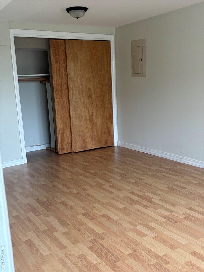 Building Photo - 80 Harbor Beach Rd