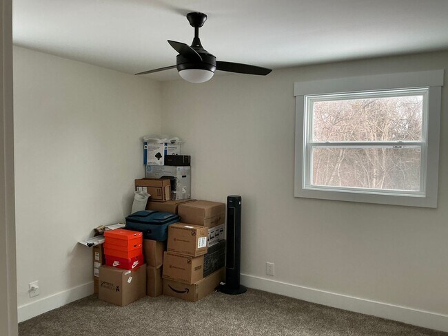 Building Photo - 915 Shearor St