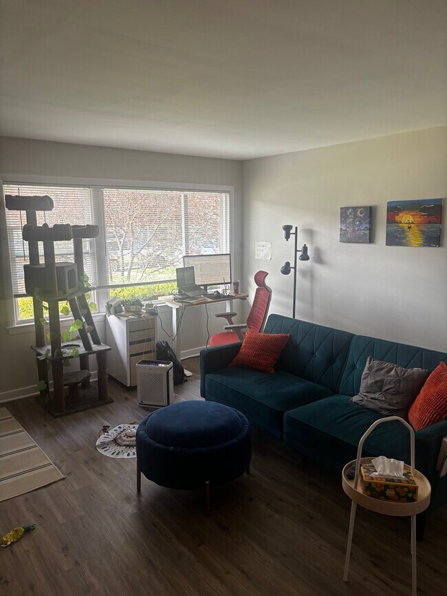 Building Photo - 1348 Brown St