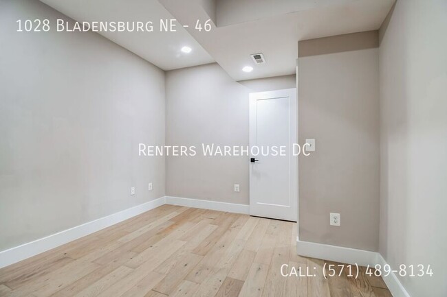 Building Photo - 1028 Bladensburg Rd NE