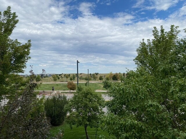 Building Photo - AVAILABLE NOW!  Across from Central Park, 3 bed/4 bath Townhome