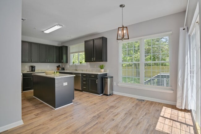 Building Photo - 9120 Banleigh Ln