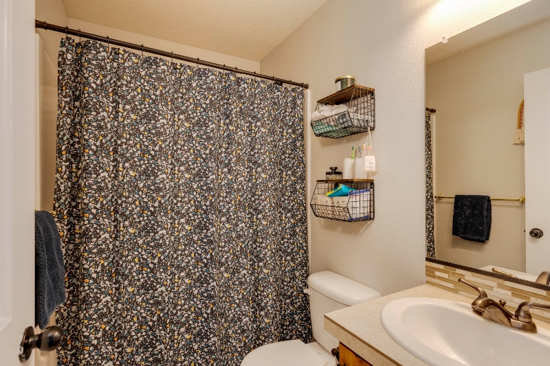 Building Photo - 1026 E 15th St