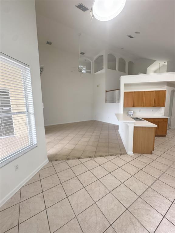 Building Photo - 8029 King Palm Cir