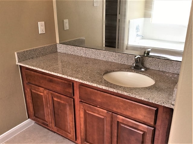 Building Photo - 21655 Falvel Lake Dr