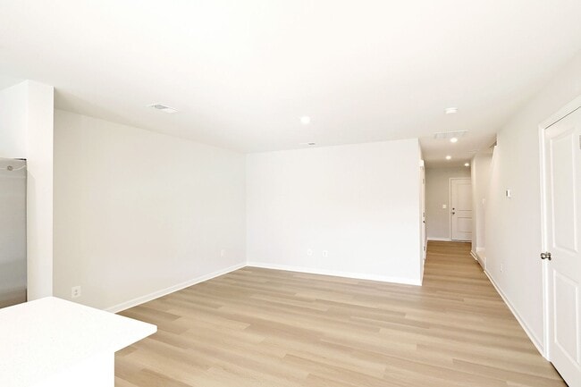 Building Photo - New Dog-Friendly Greene Co Townhome - Be The First To Live Here!